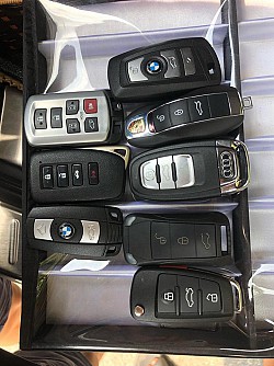làm thêm chìa khóa oto hà nội chỉ 15p