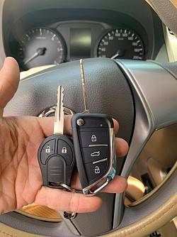làm chìa khóa oto hà nội giá rẻ
