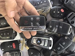Làm chìa khóa xe Range rover