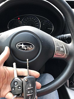 Làm chìa khóa xe Subaru